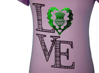 "Love Scotland" V-neck T-shirt
